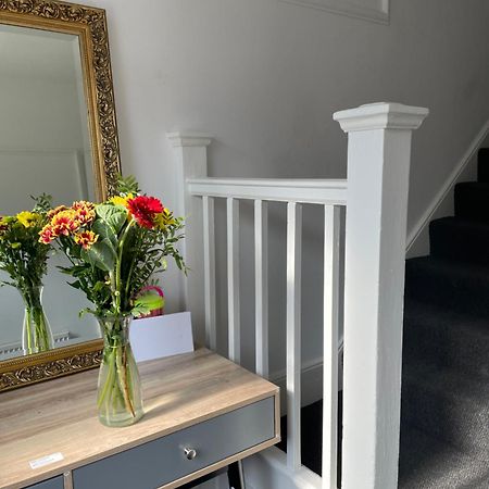 5 Bed 5Mins From Wembley Stadium London Exterior photo